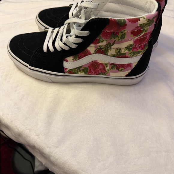 Vans Floral & Black High-Top Sneakers - Picture 2 of 5